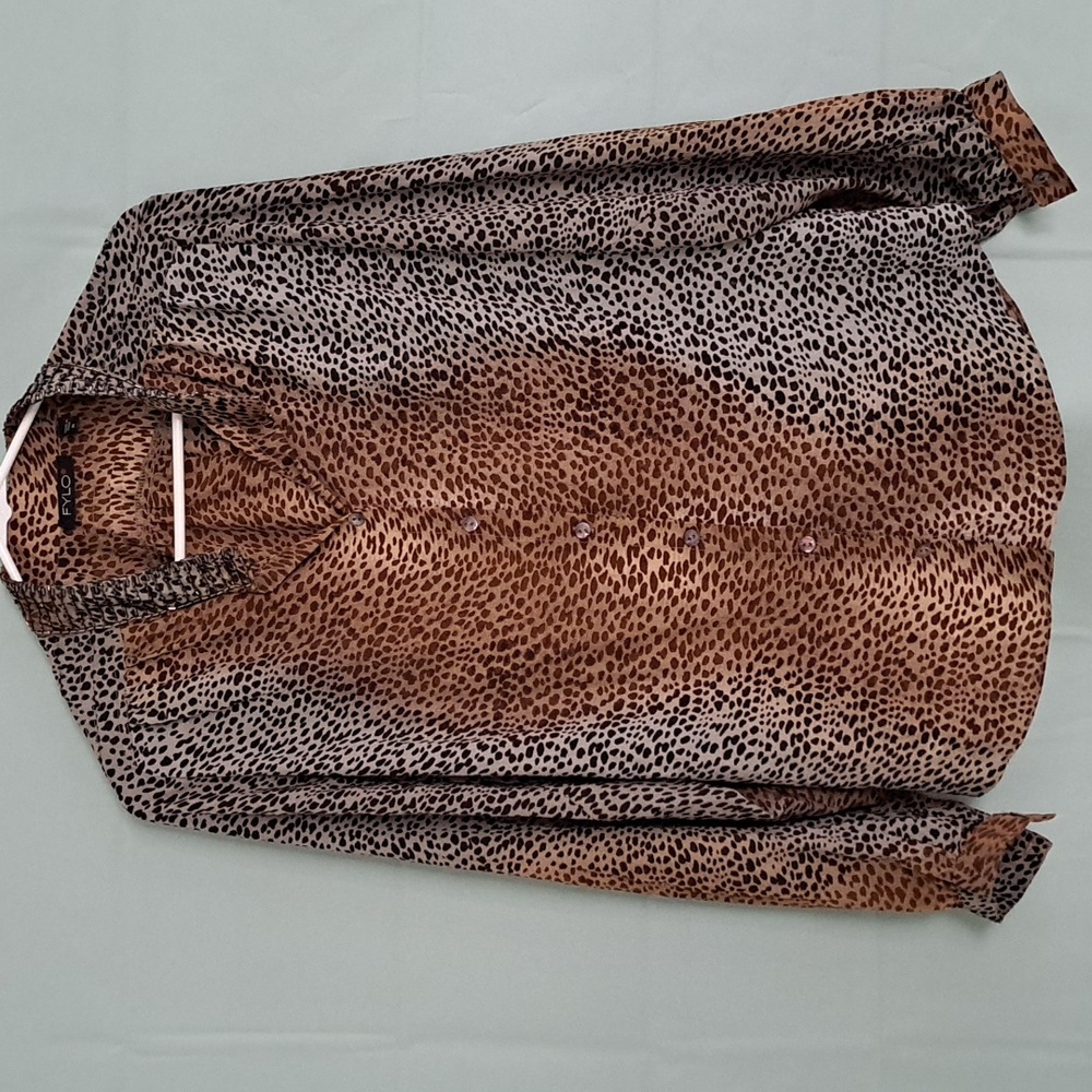 Fylo blouse size m 100%polyester
